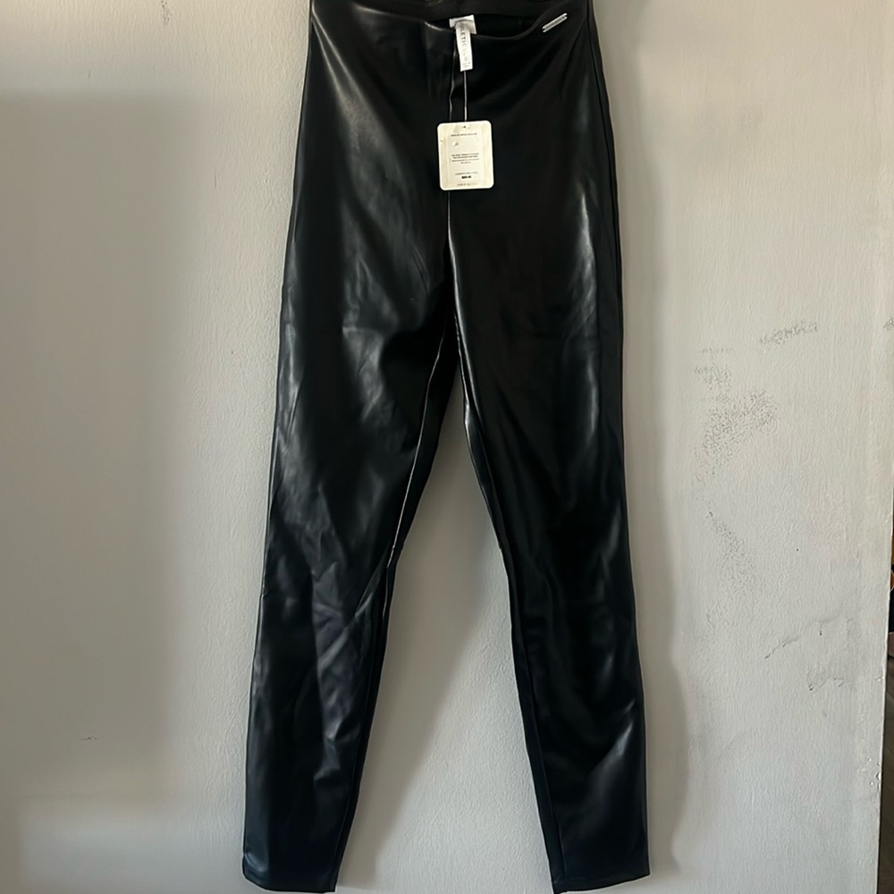 Fabletics Vegan Leather Pull on Pants ✨NWT